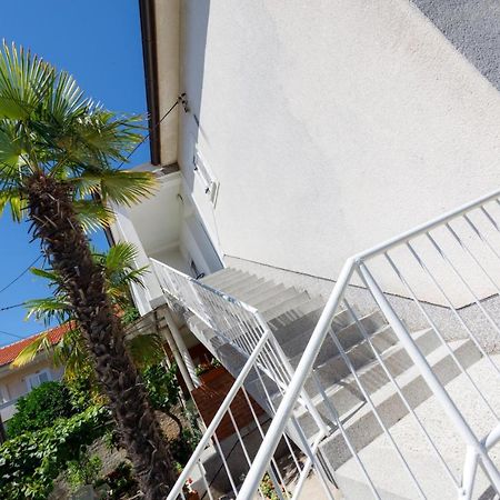Apartman Laura Krk Town Exterior foto